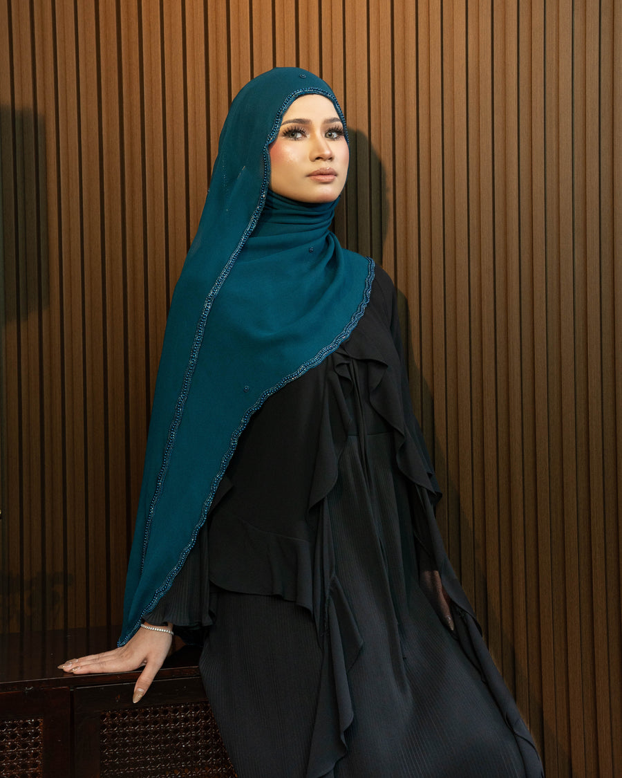 Shawl Beaded Marvelle in Teal Green