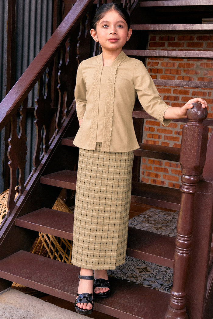 Kebaya Adamaya Kids in Champagne