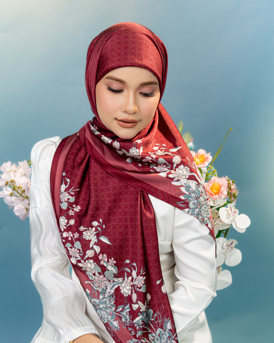 Square 189 Wide Mayaa PTD Stone in Maroon