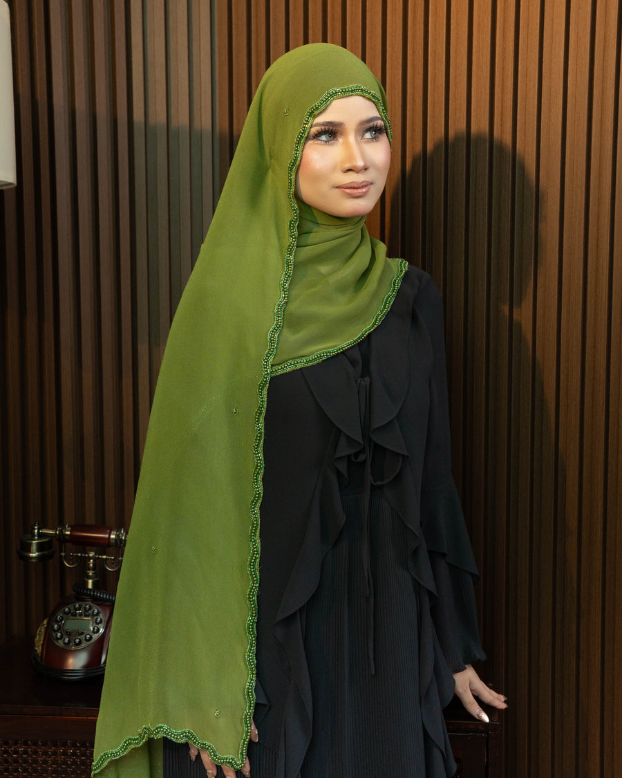 Shawl Beaded Marvelle in Light Olive