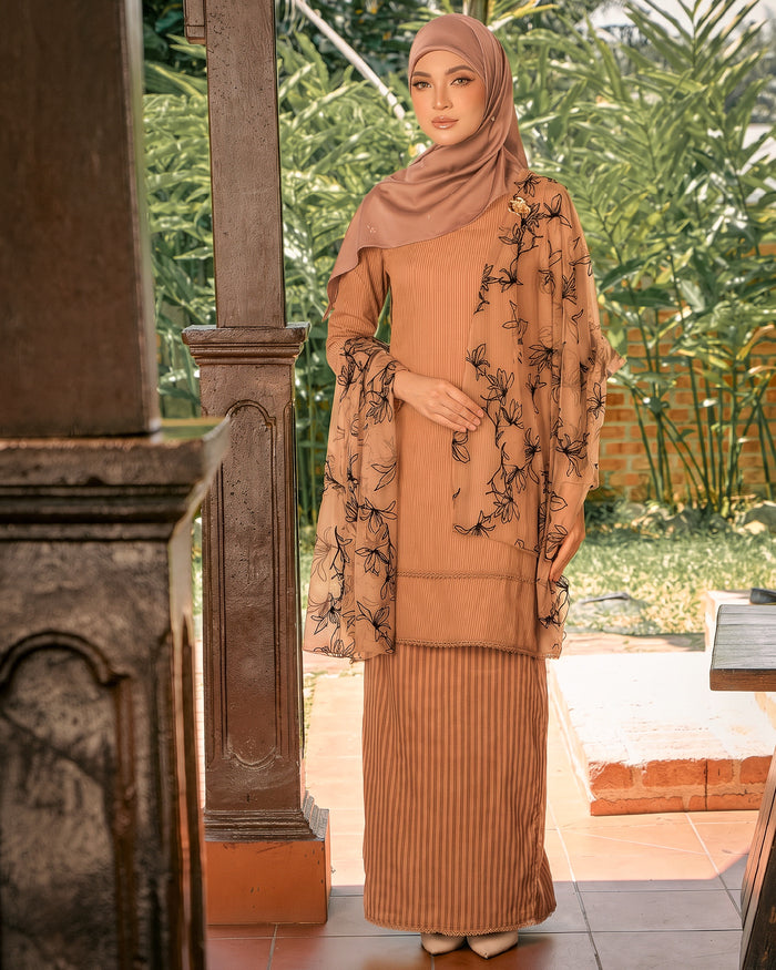 Kurung Kirrana in Brown