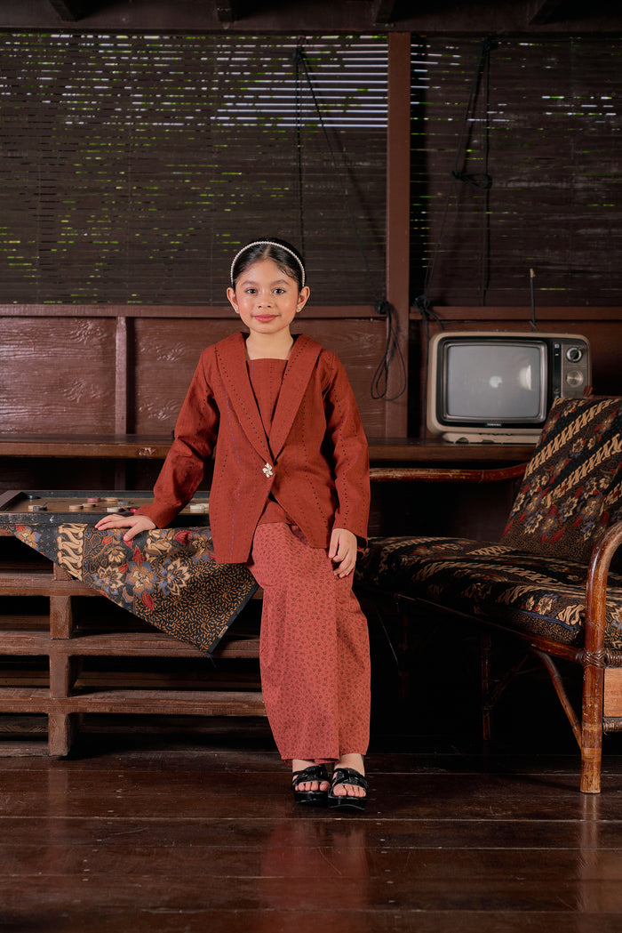 Kebarung Widuri Kids in Brick Red