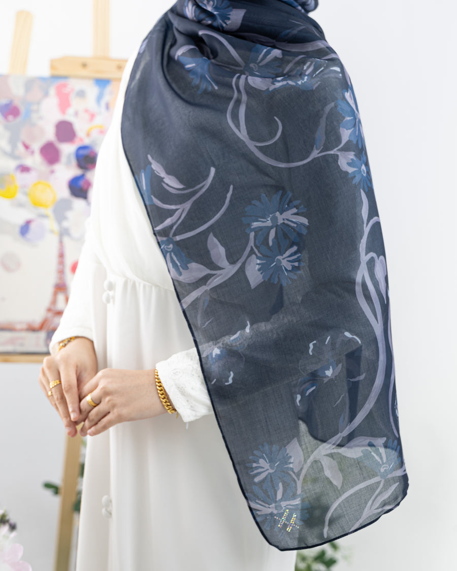 Shawl Amani Printed in Navy Blue