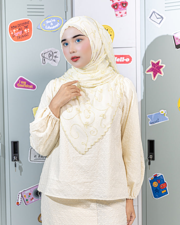 Shawl Beaded Royal in Butter Yellow