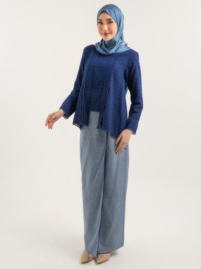Kebaya Sheyra in Navy Blue